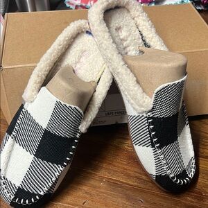 Rothy’s Black and White Checkered Scuff Slippers NWT
